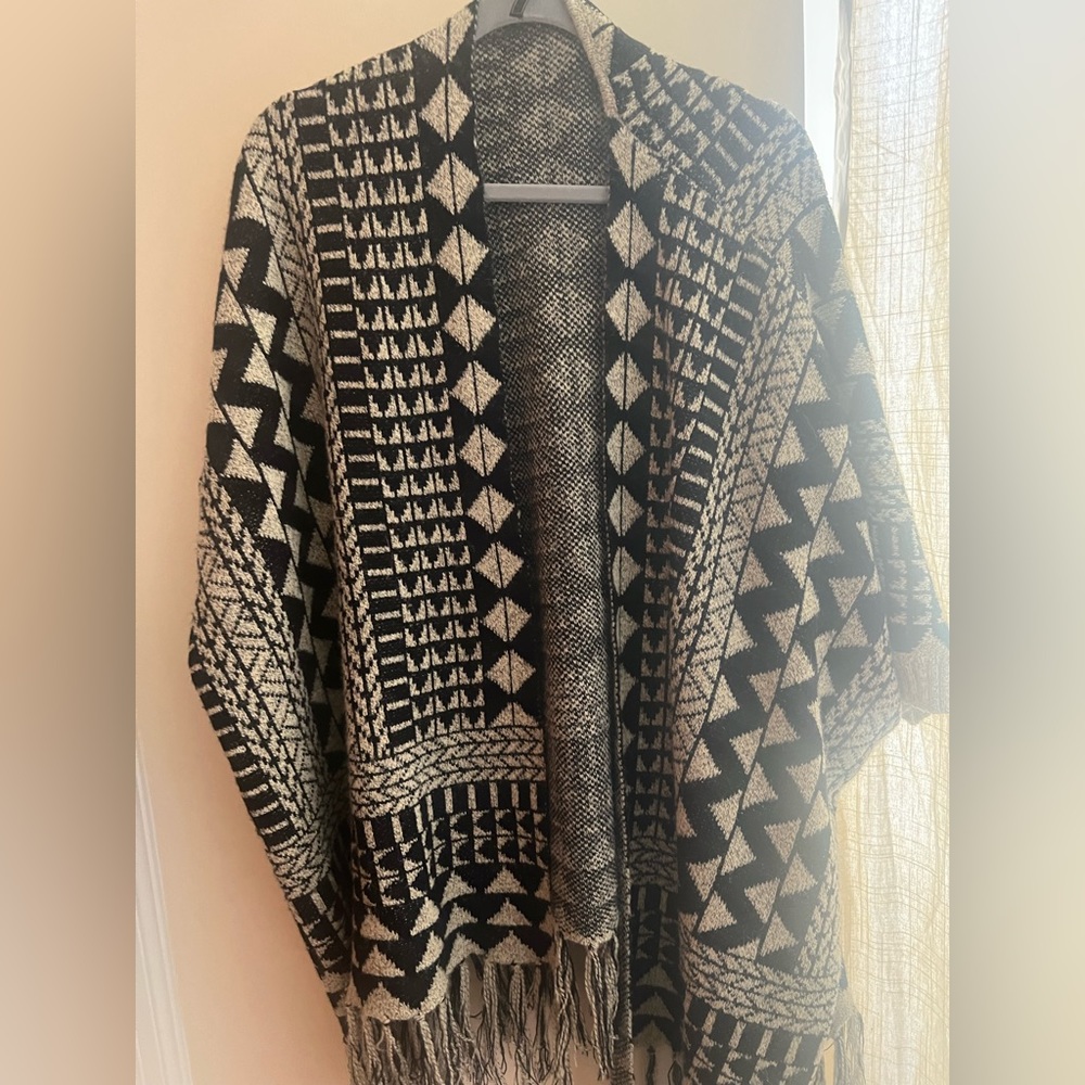 Womens sweater - cardigan/shall style